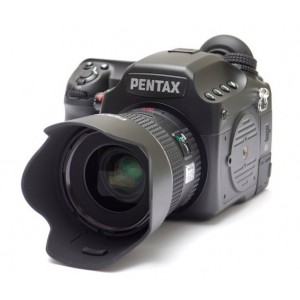 Цифрова фотокамера Pentax 645D + об'єктив Pentax SMC D FA 645 55mm
